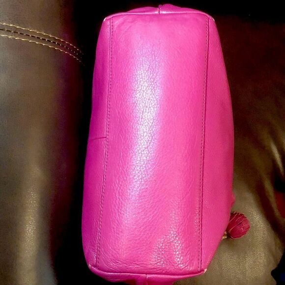 TORY BURCH Fuchsia Leather Shoulder Bag Embroidered Straps Tassel Accent - Picture 10 of 17